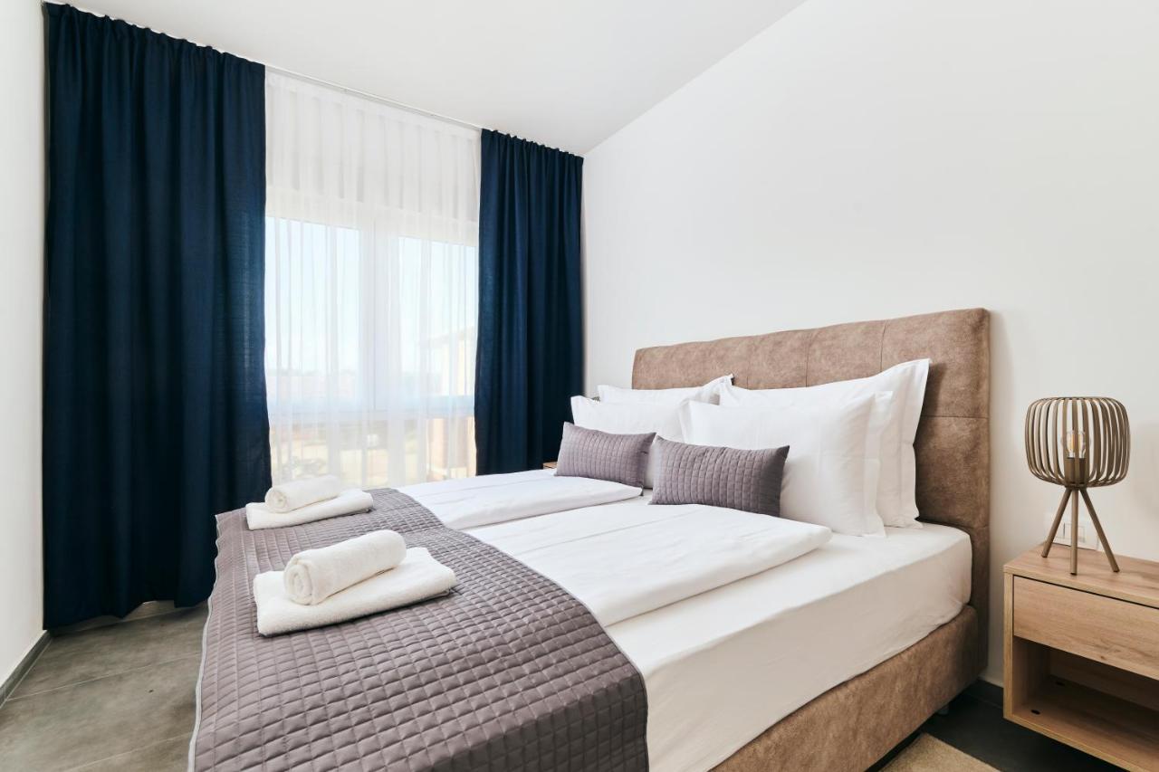 Apartments San Maris 2 Umag Buitenkant foto
