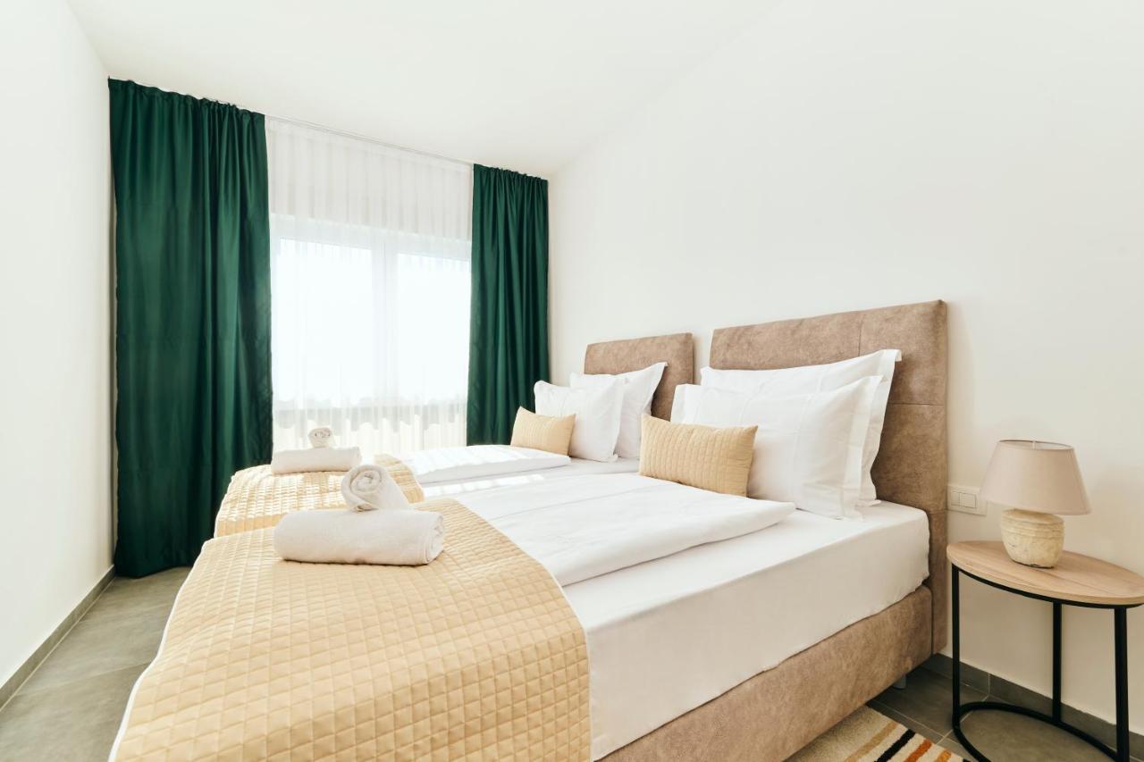 Apartments San Maris 2 Umag Buitenkant foto