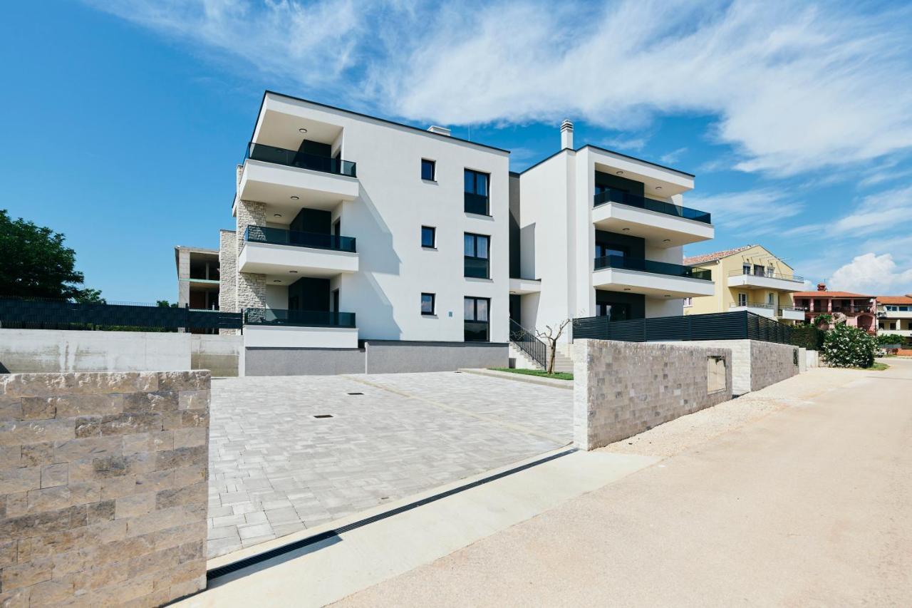 Apartments San Maris 2 Umag Buitenkant foto