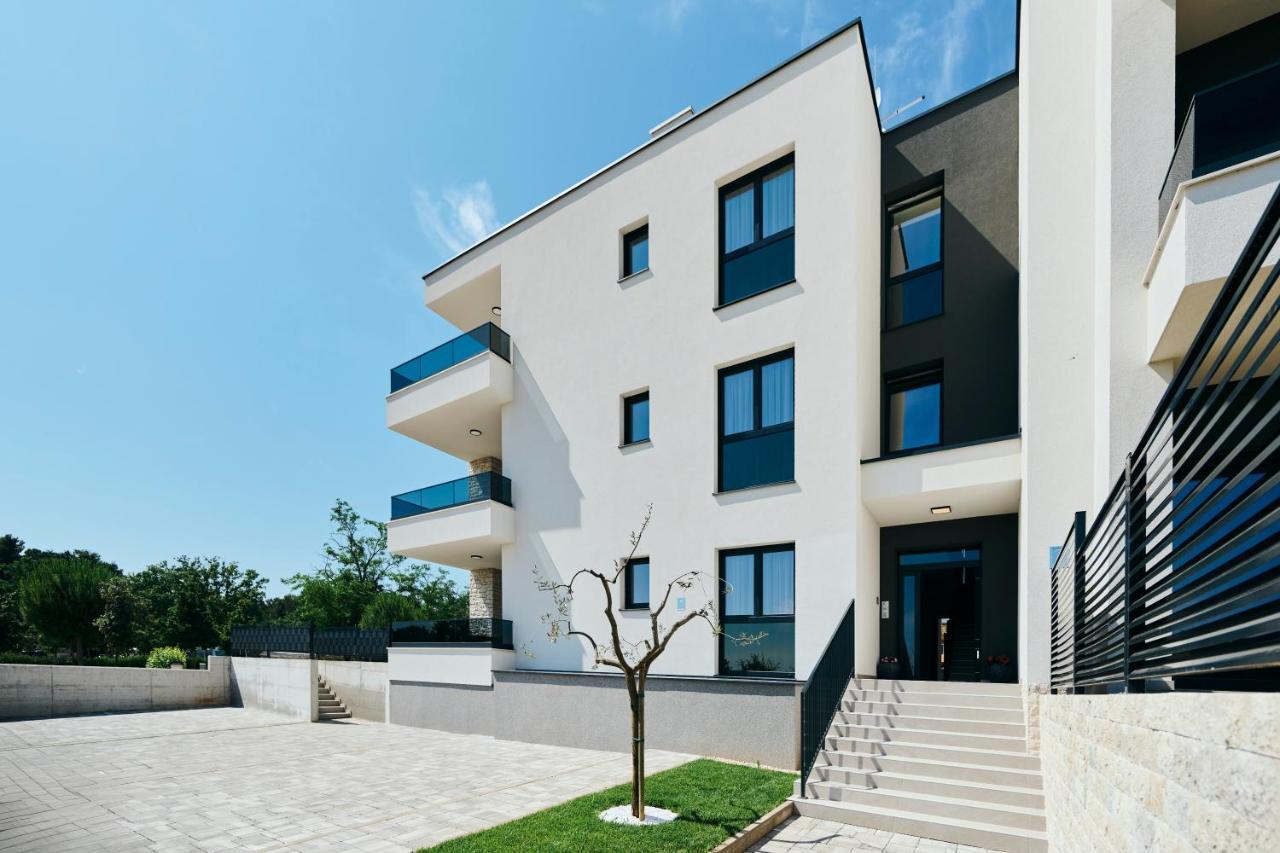 Apartments San Maris 2 Umag Buitenkant foto
